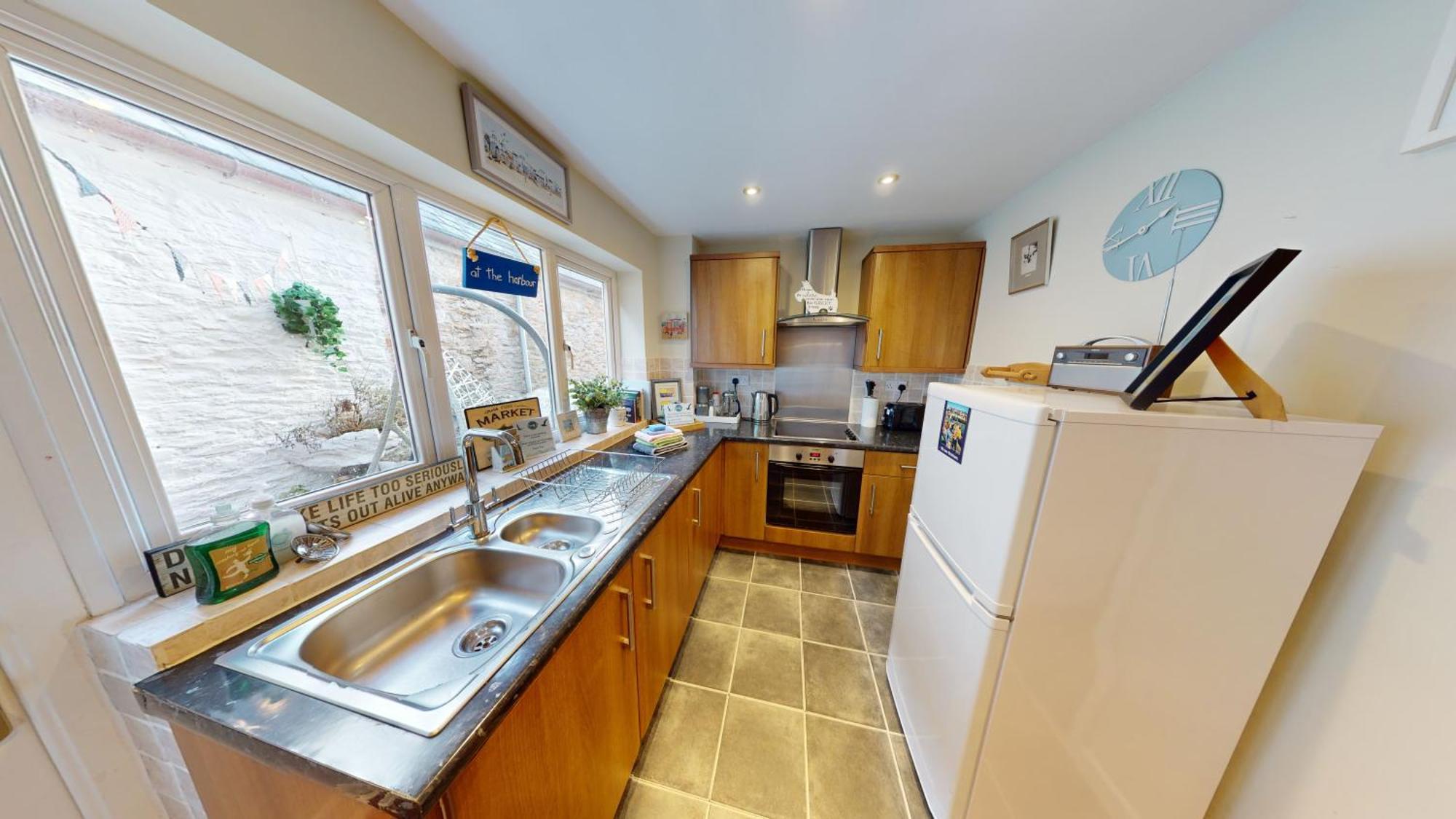 Saltys Cottage, Brixham - 2 Min Walk To The Harbour Eksteriør billede
